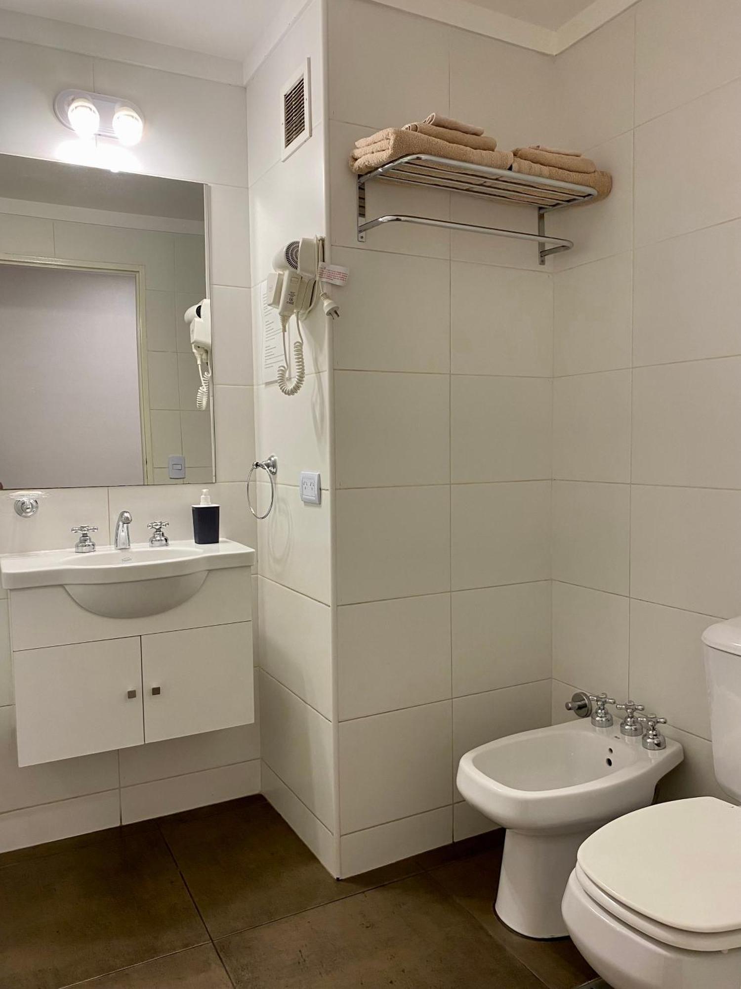 Apartamento Centrico Y Moderno Con Balcon, Piscina, Gimnasio Y Laundry Buenos Aires Exterior photo